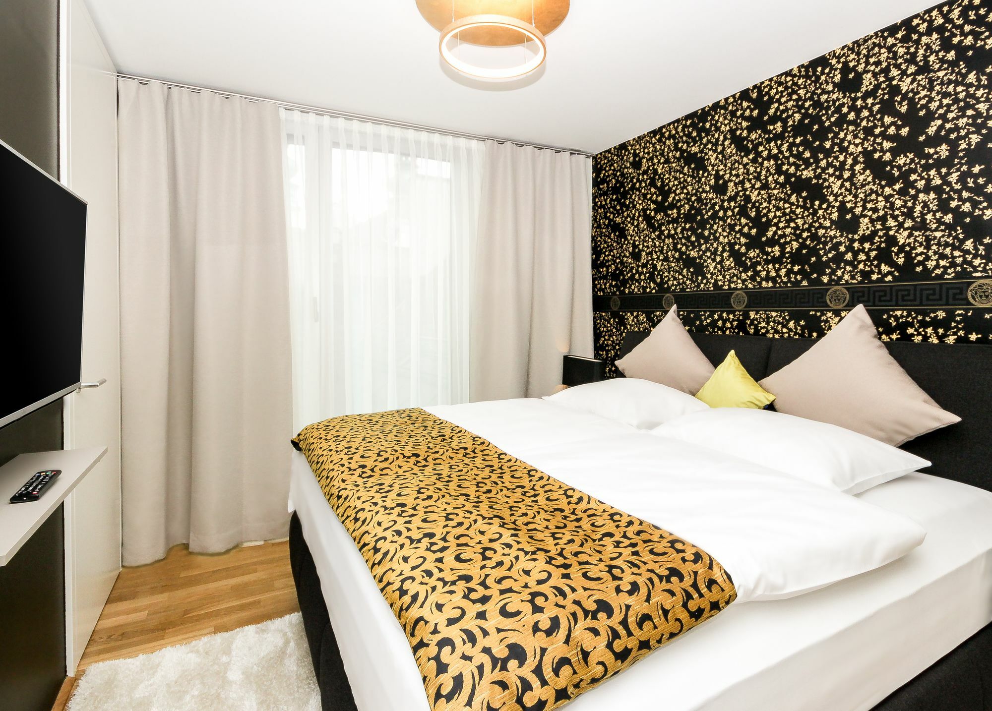 Abieshomes Serviced Apartments - Downtown Wina Bagian luar foto